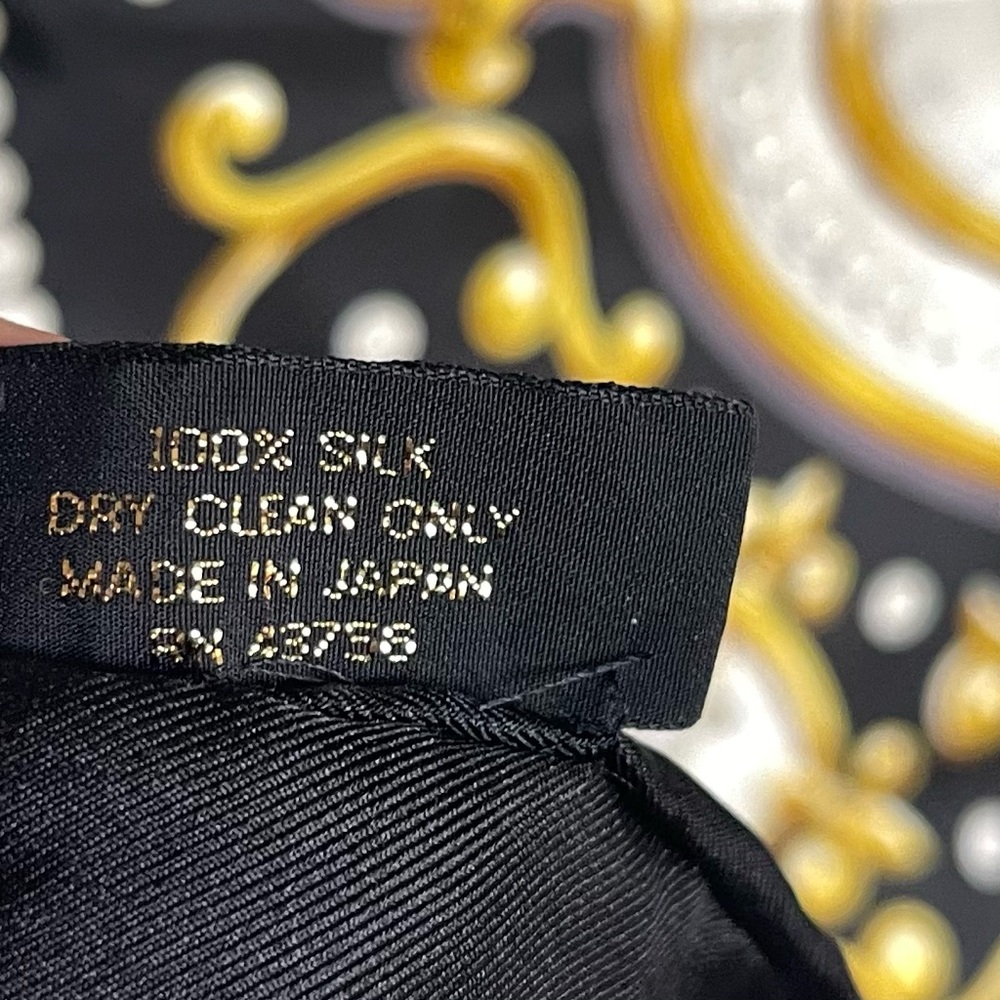 Vintage Joan Rivers 100% Silk Scarf‎ | Black Gold Baroque Jewelry Print Square - Picture 12 of 12